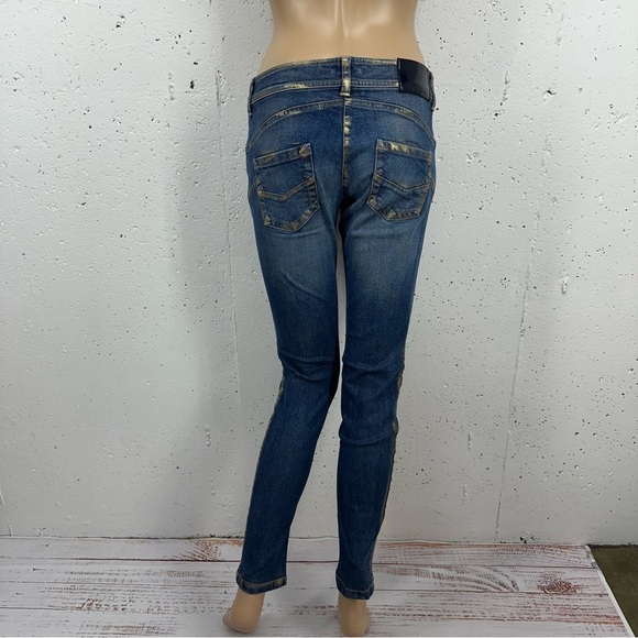 Caractere Milano Italy Women’s size 6 Gold Trim Skinny Stretch Jeans - Picture 4 of 16
